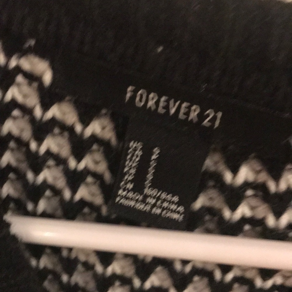 Sweater - Picture 2 of 2